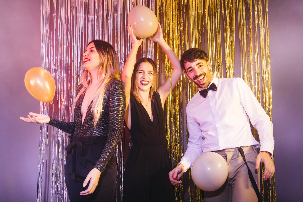 group-friends-celebrating-2018